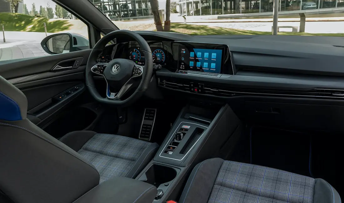 AS24 Golf interieur