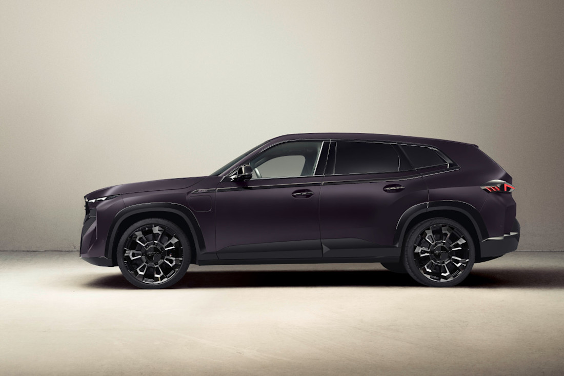 BMW-XM-by-Kith-2024 (13).jpg