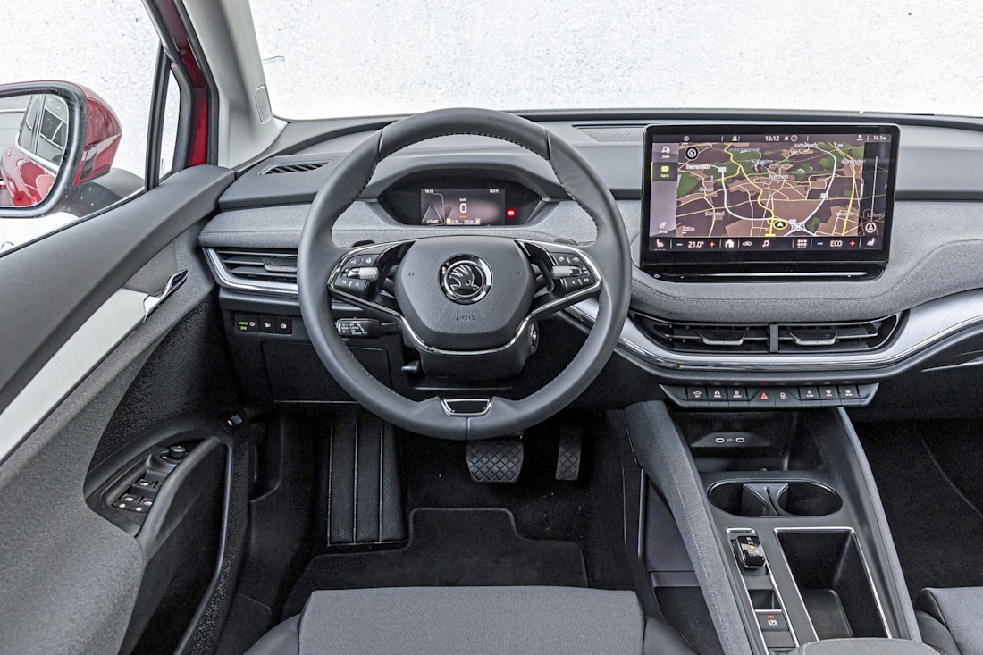 skoda-enyaq-subaru-solterra-2023-5.jpg