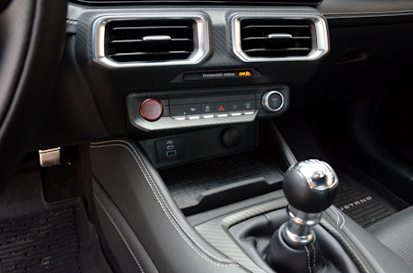 Ford Mustang GT 2024 : essai routier Body Image
