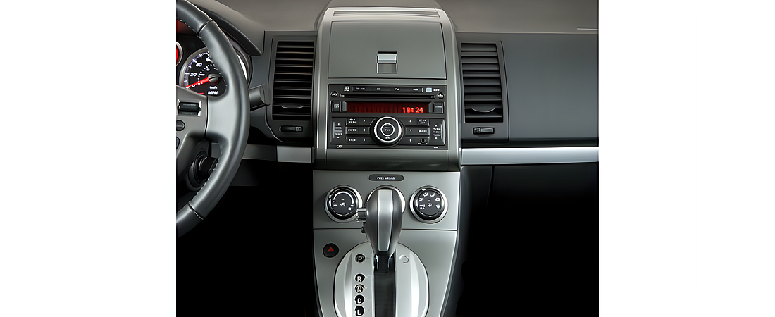 Nissan Sentra 2011 11