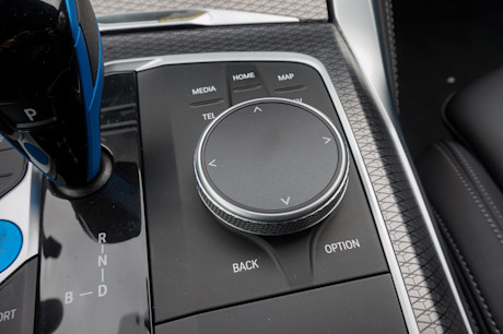 Editorial 2022 bmw i4 edrive40 27 jl
