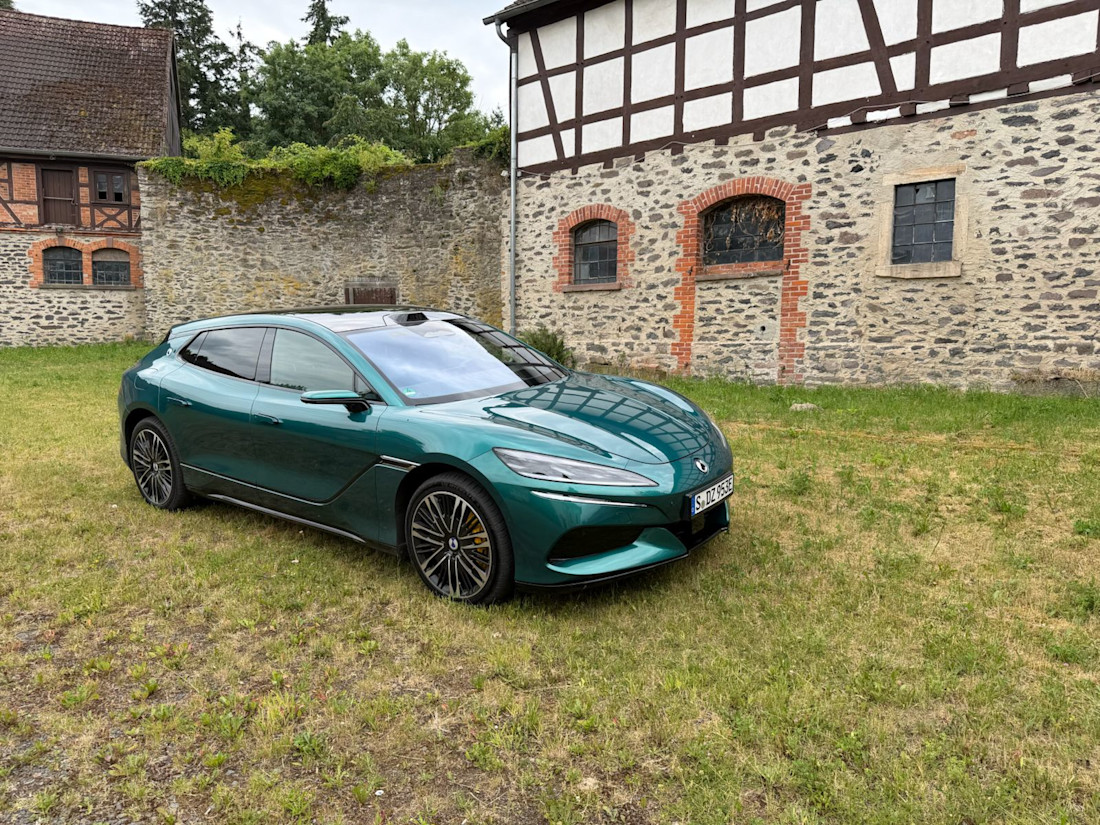 Rijtest Denza Z9 GT: een krachtig signaal uit China
