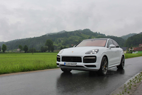Editorial 2020 porsche caynne coupe turbo 13 dw