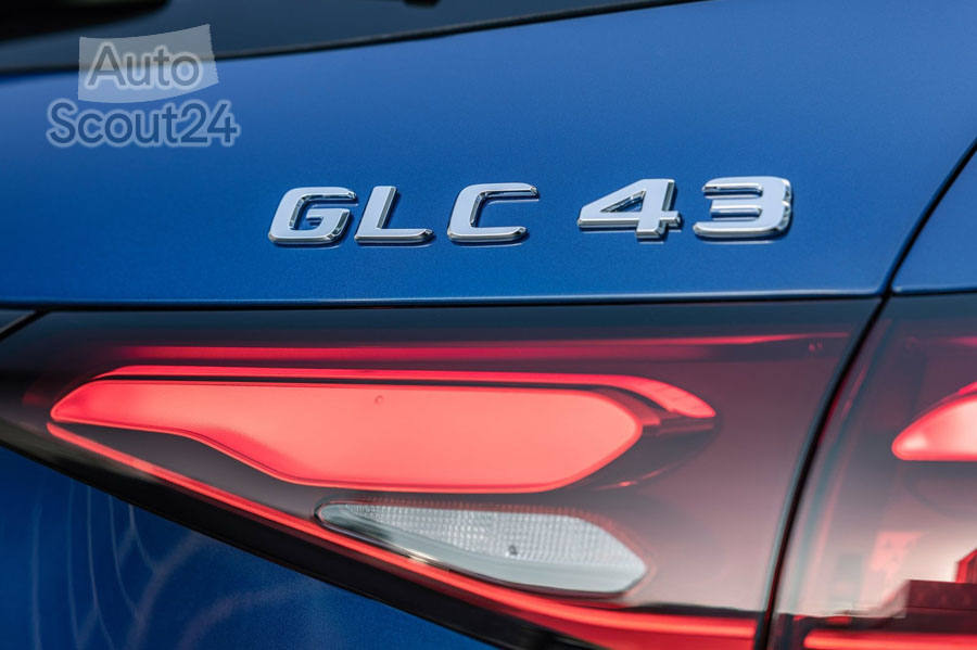 Mercedes-Benz-GLC43_AMG-2024-1600-0d.jpg