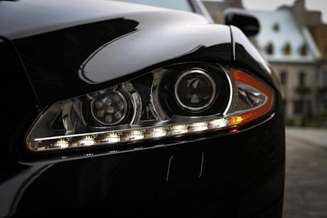 Editorial 2015 jaguar xj lwb awd portfolio ts 12