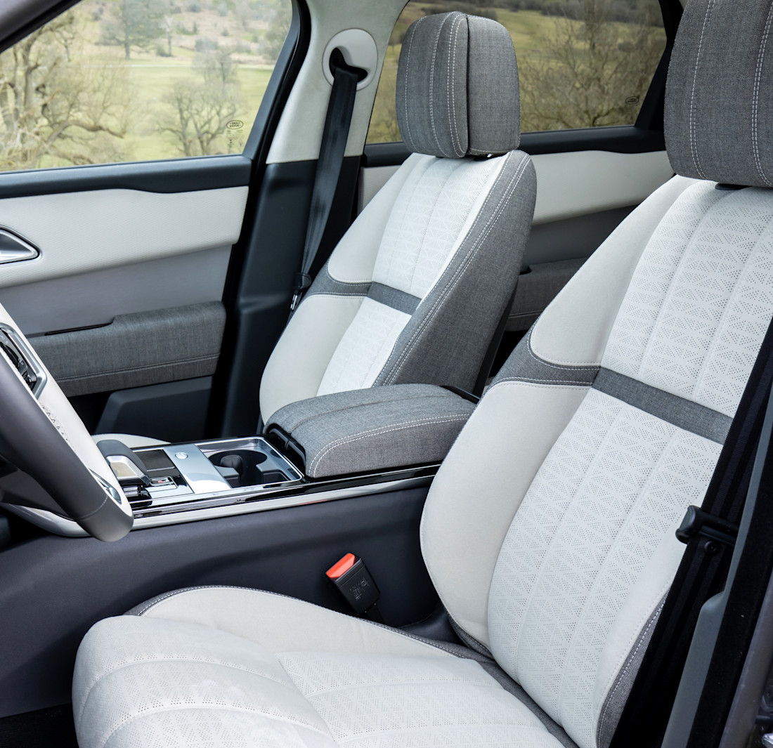 land-rover-range-rover-velar-seats