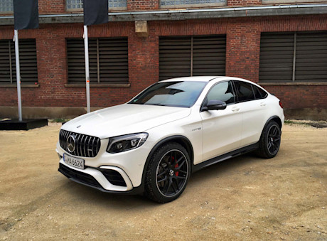 Editorial 2018 mercedes amg glc 63 s coupe 04 lw