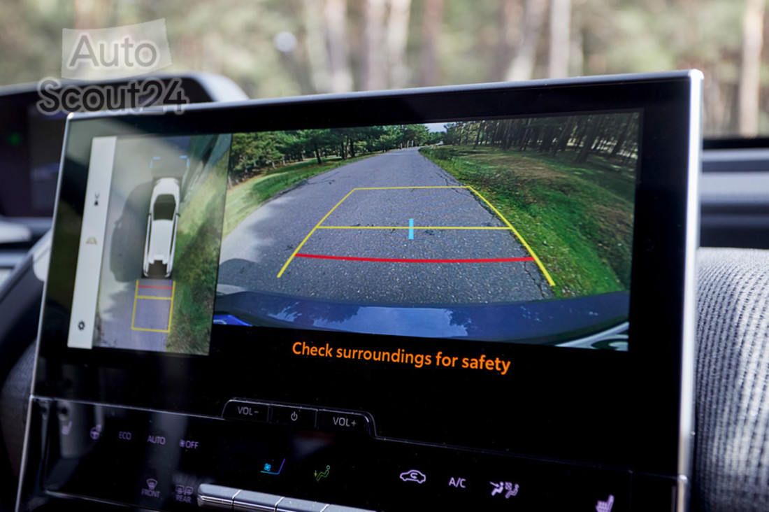 Subaru Solterra (7).jpg