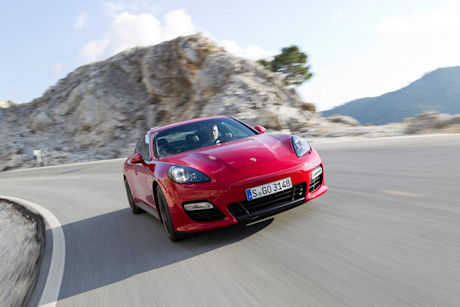 Editorial 04b 2012 porsche panamera gts