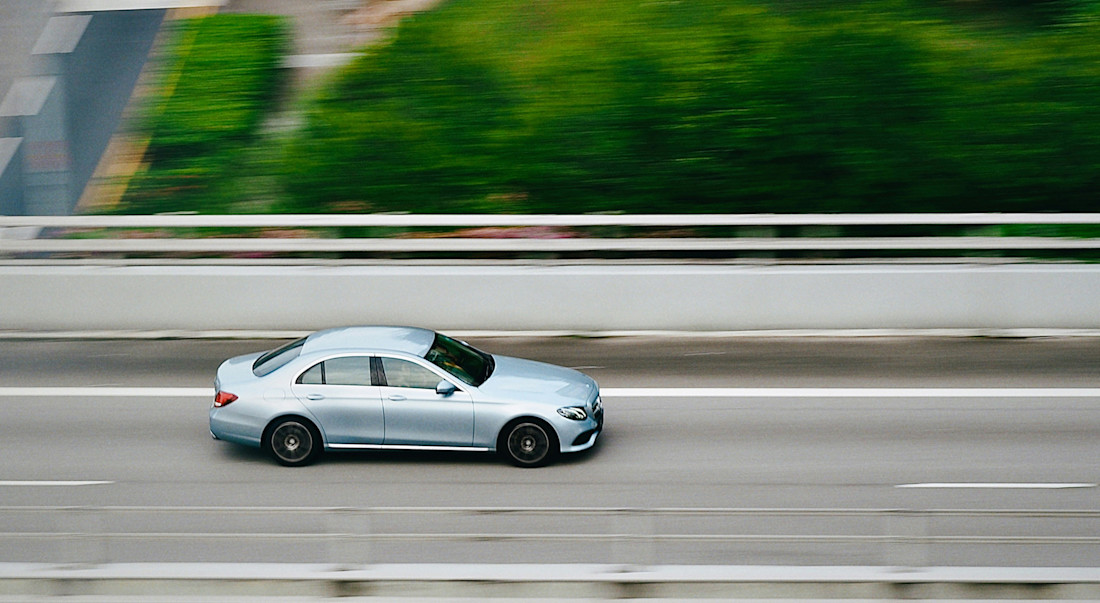 1 - Conduite sur autoroute Truong-tuyet-ly-unsplash.jpg