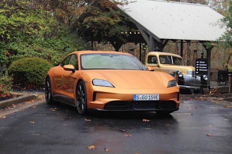 Editorial 2025 porsche taycan gts fd pb 241118 1