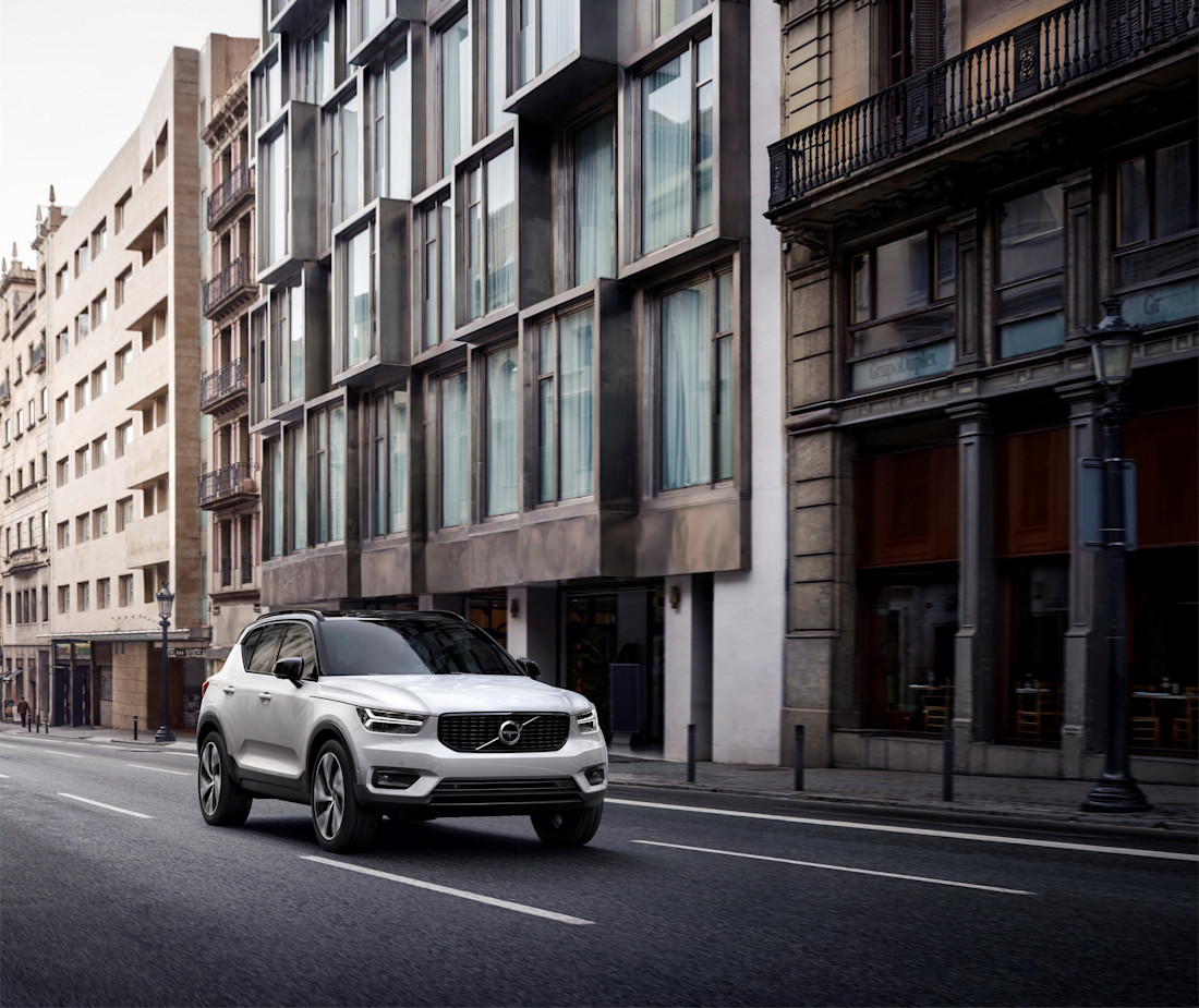 AS24 - Volvo XC40 Twin Engine (1).jpg