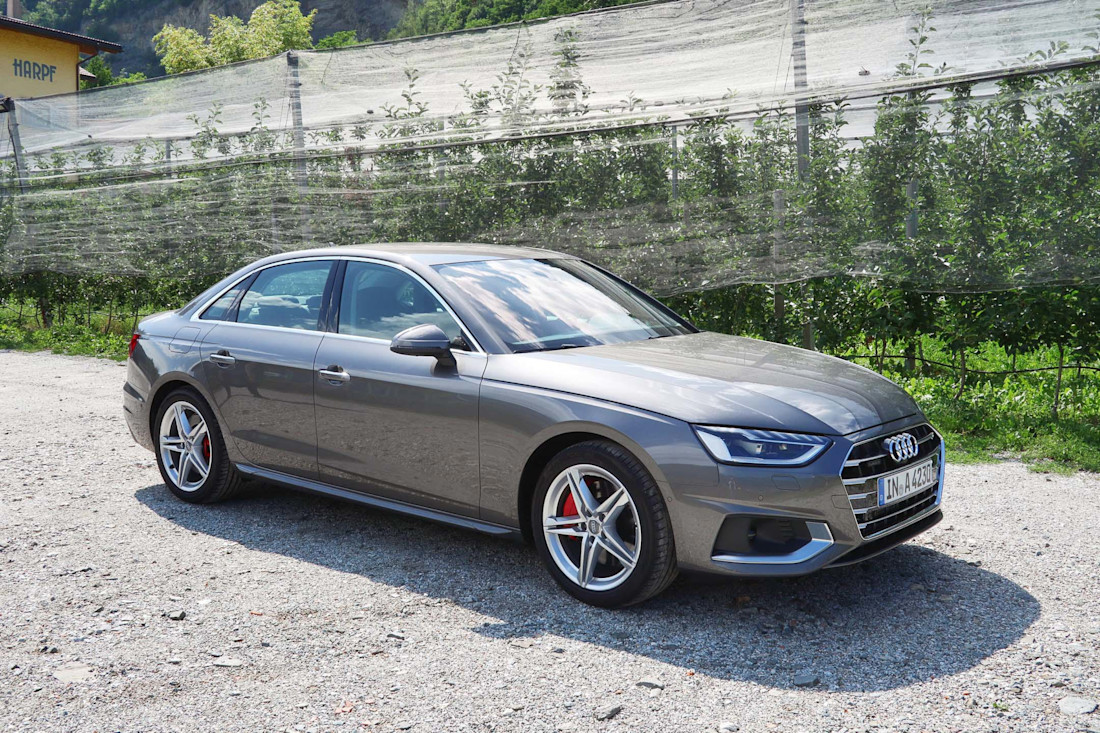 Editorial 2020 audi a4 sedan 03 jm