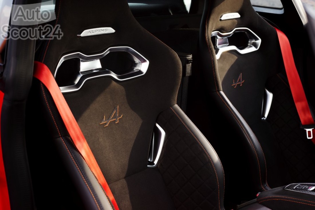 New_Alpine_A110S_7 (2).jpg