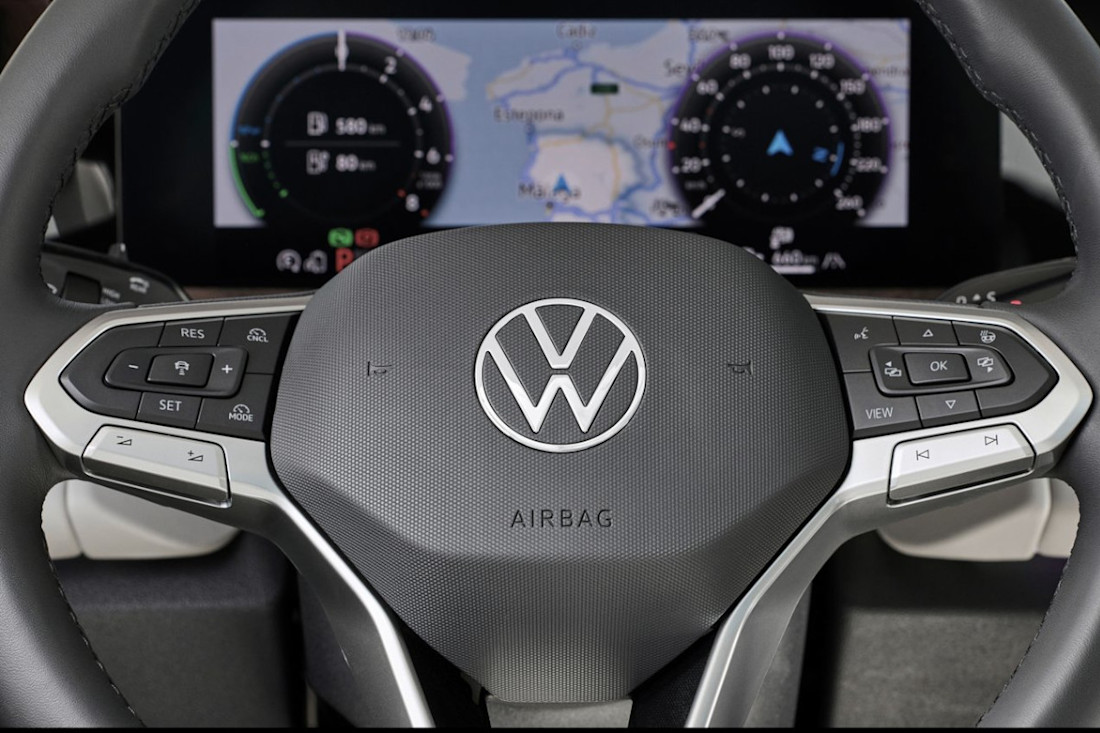 Volkswagen-Tayron-2025-interior (3).jpg