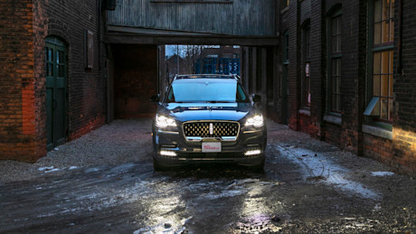 Editorial 2021 lincoln aviator grand touring 01 jw