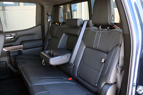 Chevrolet Silverado 1500 2020 : essai routier Body Image