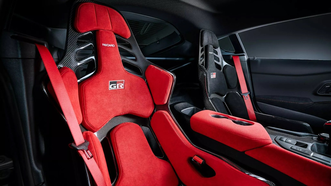 Toyota-GR-Supra-A90-Final-Edition-2024 (7).jpg