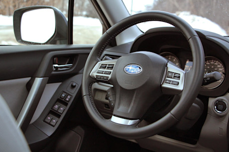 Editorial 2015 subaru forester 25i touring tech jy 19