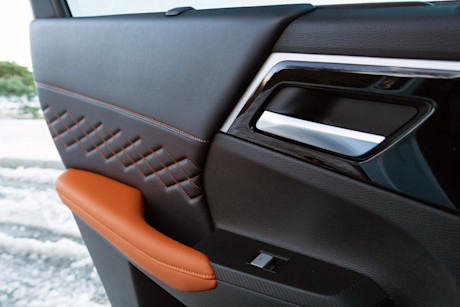 Editorial 2023 mitsubishi outlander phev 19 ew