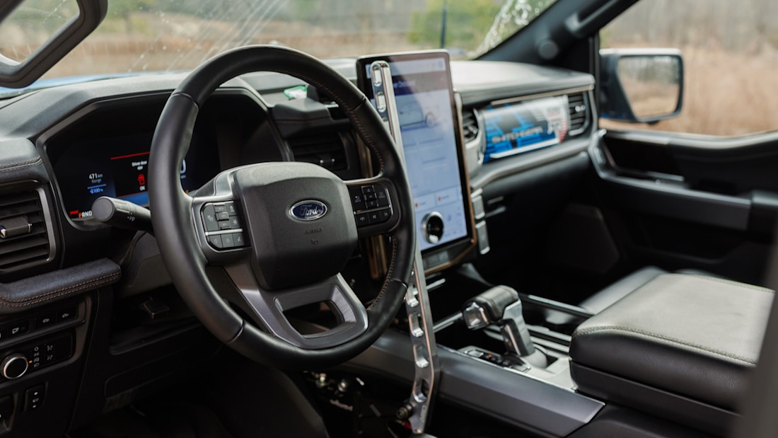 Ford-F-150-Lightning-Switchgear-autoscout24 (10).jpeg