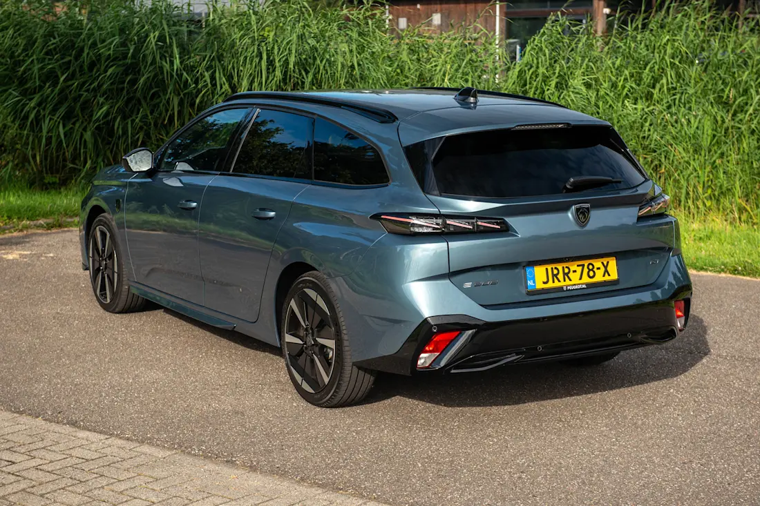AS24 Peugeot e-308 SW 02