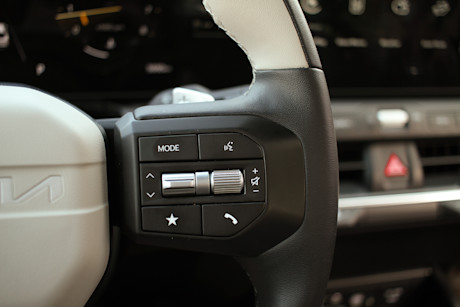 2025 Kia K4 GT-Line Turbo Review Image