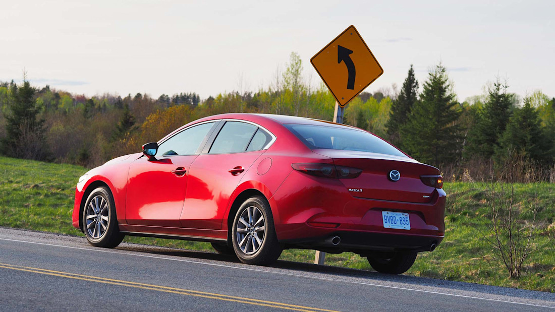 2019-mazda3-gs-6m-08-jp.jpg