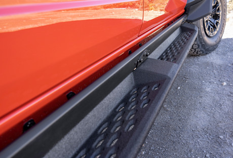 Editorial 2022 ford bronco raptor details 06