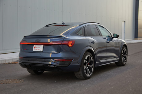 Editorial 07 audi sq8 sportback e tron