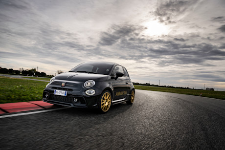 abarth 695 75 anniversario 88