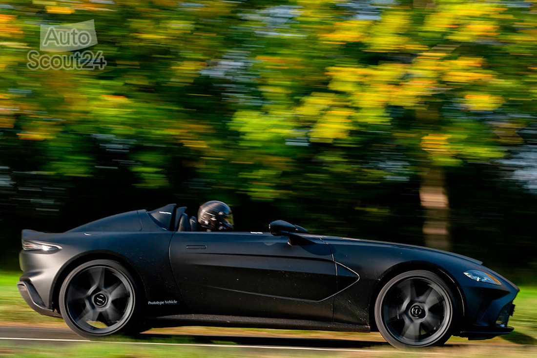 Aston Martin V12 Speedster Prototipo 2020 (4).jpg