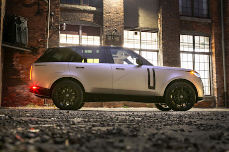Editorial 2022 land rover range rover p530 first edition 06 jw