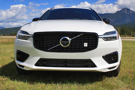 Volvo XC60 T8 Polestar Engineered 2020 : essai routier Body Image