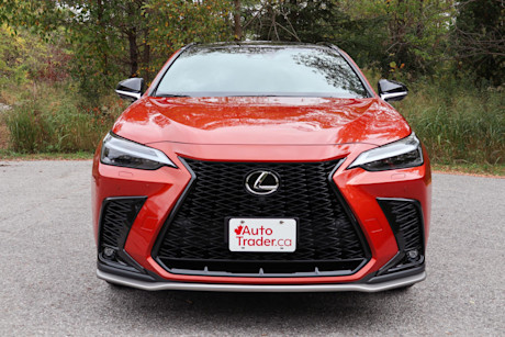Editorial 2024 lexus nx 350 f sport series 3 td 231120 01 jm