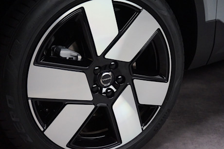 2027 Volvo XC40 - Preview - JL - 260831 - 9