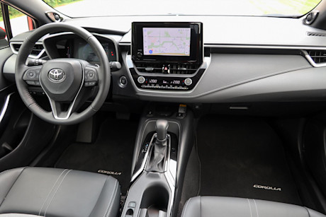 Editorial 2023 toyota corolla hatchback xse td 230901 22 jm