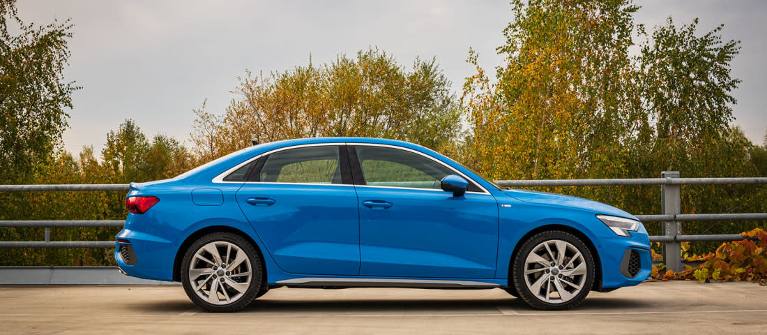 Audi-A3-Limousine-Side-1100