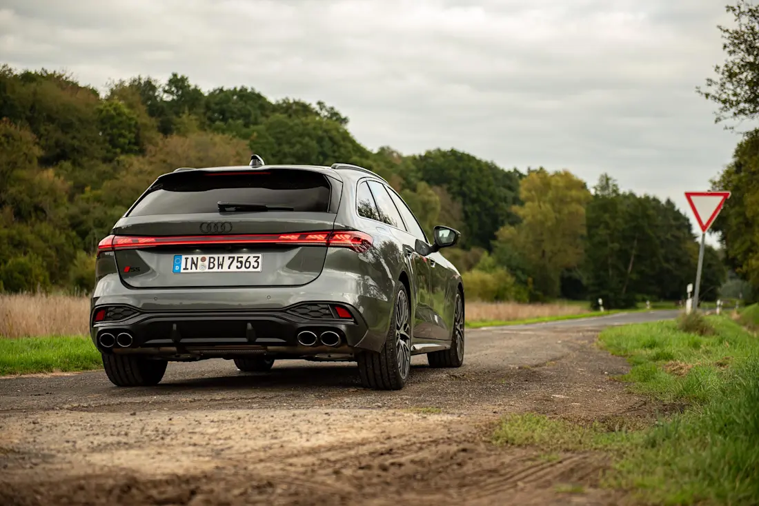 audi-s5-avant-2025-heck