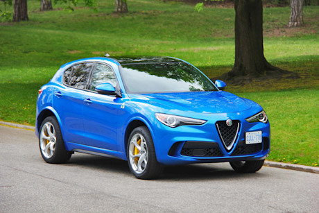 Editorial 2019 alfa romeo stelvio quadrifoglio awd 03 dw