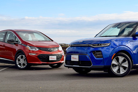 Editorial 2020 chevrolet bolt vs 2020 kia soul ev 06 sha