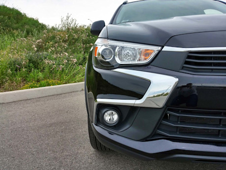 Editorial 2017 mitsubishi rvr black edition 10 sg