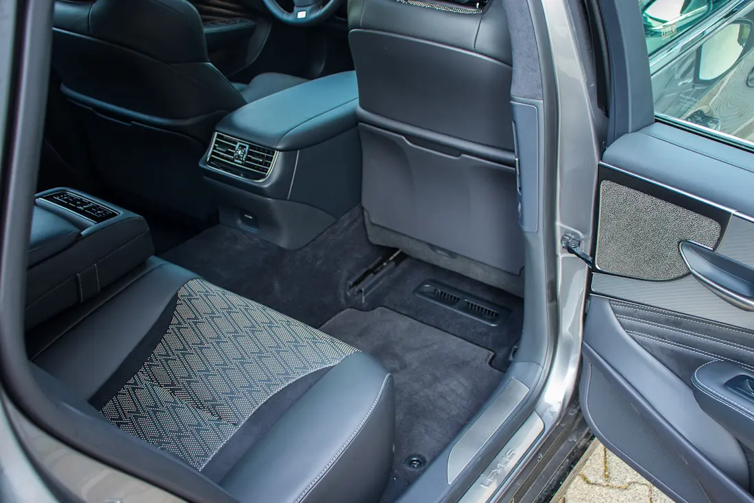 Lexus LS 500 F-Sport Interiordetail 5