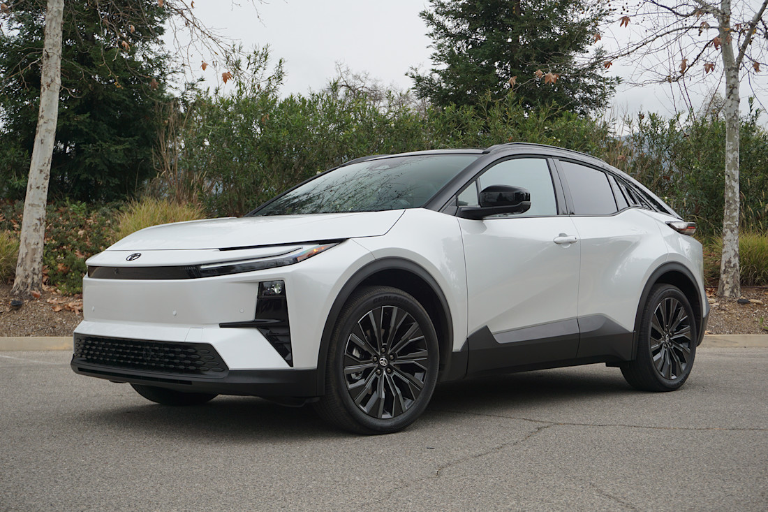 Editorial 2026 toyota c hr fd di 260211 1