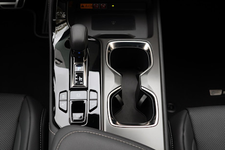 Editorial 2024 lexus nx 350 f sport series 3 td 231120 26 jm