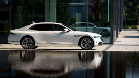 2024-genesis-g90-swb-euro-version-1