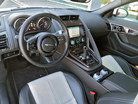 Editorial 2015 jaguar f type coupe 16