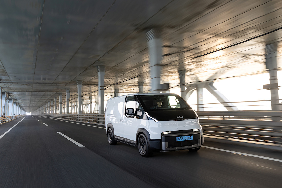 2026 Kia PV5 Preview and First Drive: New EV Cargo Van Focuses on Flexibility and Practicality Body Image