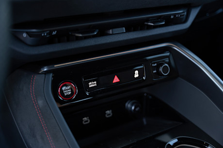 Editorial 2025 audi q5 fd jw 250227 47